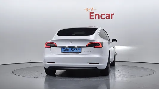 Tesla 3 AWD 2020 4
