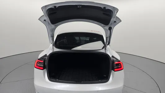 Tesla 3 AWD 2020 20
