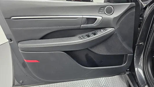 Hyundai (DN8) 1.6 2022 24