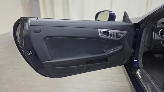 Mercedes-Benz SLK-Class 200 2013 24