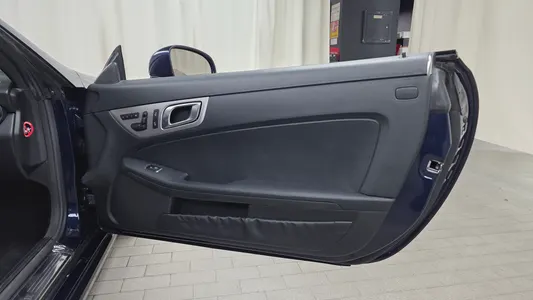 Mercedes-Benz SLK-Class 200 2013 25