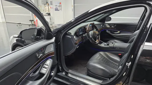Mercedes-Benz S-Class W222 S560L 4MATIC 2020 10