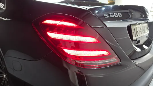 Mercedes-Benz S-Class W222 S560L 4MATIC 2020 23