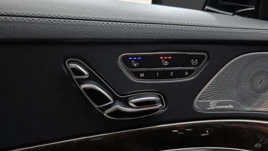 Mercedes-Benz S-Class W222 S560L 4MATIC 2020 31