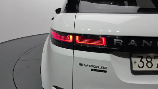 Land Rover 2 D150 S 2019 23