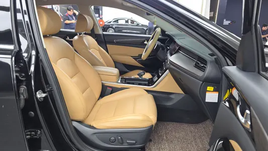 Kia K7 2019 11