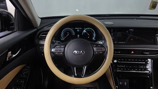 Kia K7 2019 13