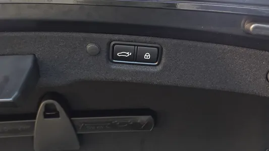 Kia K7 2019 31