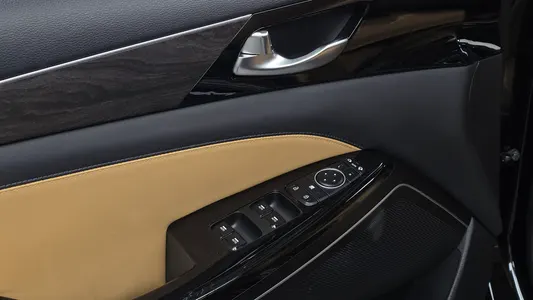 Kia K7 2019 30