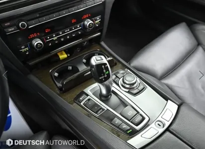 BMW 7 Series (F01) 730Ld 2011 9