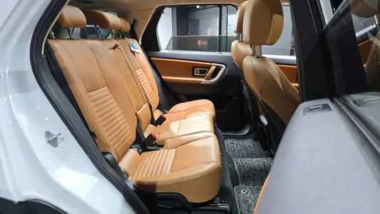 Land Rover 디스커버리 스포츠 2.0 TD4 HSE 2018 10