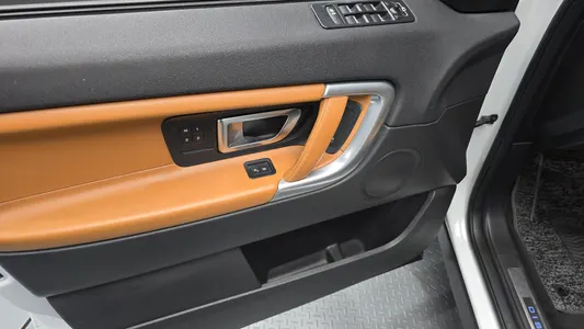 Land Rover 디스커버리 스포츠 2.0 TD4 HSE 2018 24