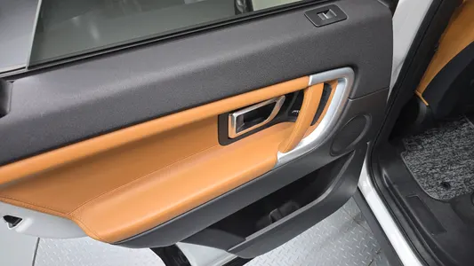Land Rover 디스커버리 스포츠 2.0 TD4 HSE 2018 25