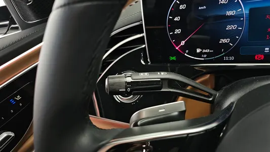 Mercedes-Benz E-Class W214 E450 4MATIC 2024 36