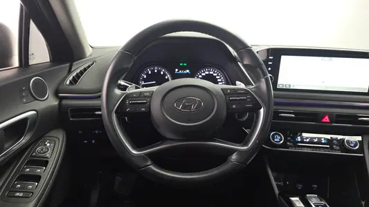 Hyundai (DN8) 2.0 LPG() 2021 13
