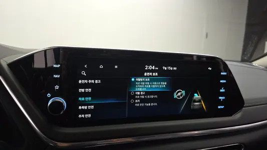 Hyundai (DN8) 2.0 LPG() 2021 17