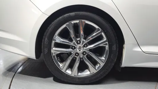 Kia K5 LPI 2012 5