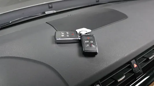 Land Rover 5 3.0 TD6 HSE 2018 18