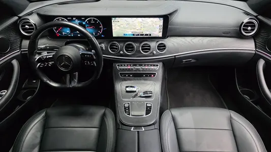 Mercedes-Benz E-Class W213 E220d 4MATIC AMG Line 2021 7
