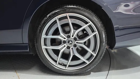 Mercedes-Benz E-Class W213 E220d 4MATIC AMG Line 2021 21