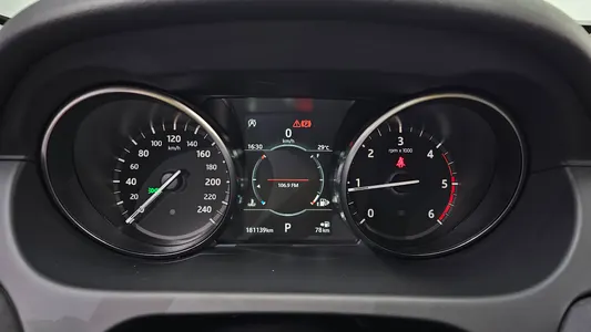 Land Rover 디스커버리 스포츠 2.0 TD4 SE (150) 2019 8