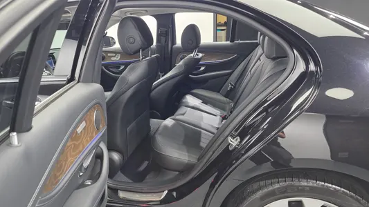 Mercedes-Benz E-Class W213 E220d 4MATIC 2019 11