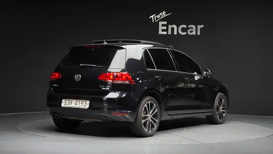 Volkswagen 7 2.0 TDI 2015