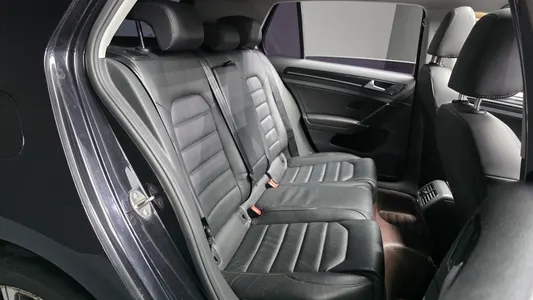 Volkswagen 7 2.0 TDI 2015 11