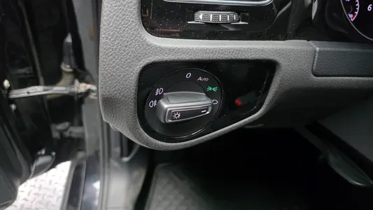 Volkswagen 7 2.0 TDI 2015 17
