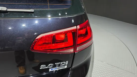 Volkswagen 7 2.0 TDI 2015 23