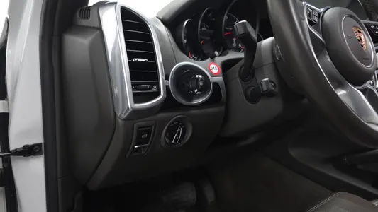 Porsche 카이엔 3.0 2017 17