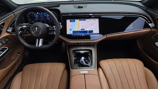 Mercedes-Benz E-Class W214 E300 4MATIC AMG Line 2026 7
