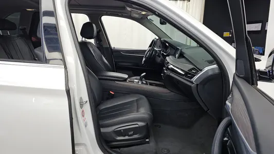 BMW X5 (F15) xDrive 30d 2015 11