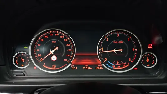 BMW 5 Series (F10) 520d 2014 7