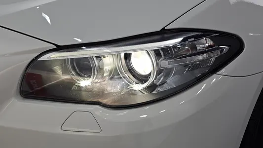 BMW 5 Series (F10) 520d 2014 22