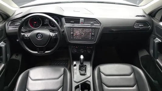 Volkswagen 2 2.0 TDI 2019 6