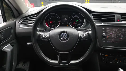 Volkswagen 2 2.0 TDI 2019 12