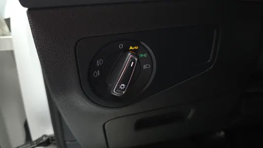 Volkswagen 2 2.0 TDI 2019 28