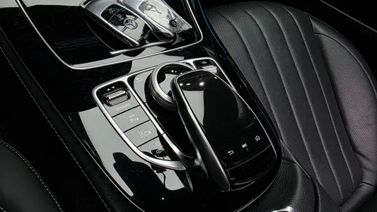 Mercedes-Benz E-Class W213 E300e 4MATIC 2020 9