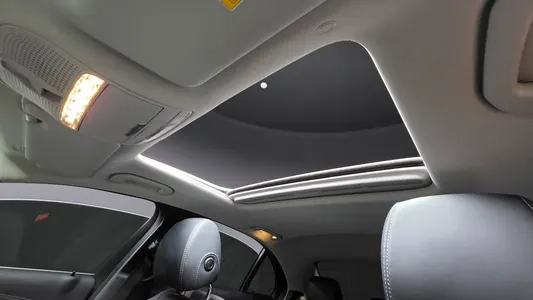 Mercedes-Benz E-Class W213 E300e 4MATIC 2020 18