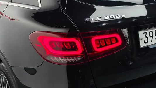 Mercedes-Benz GLC-Class X253 GLC300e 4MATIC 2020 24