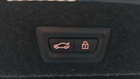 BMW 5 Series (G30) 520i 2019 19