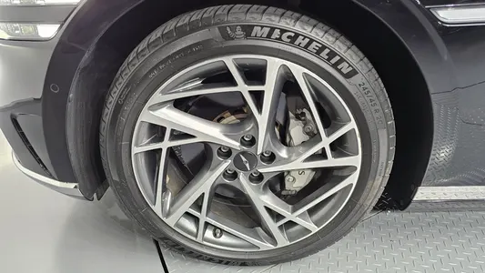Genesis G90 (RS 4) 3.5 AWD 2023 5