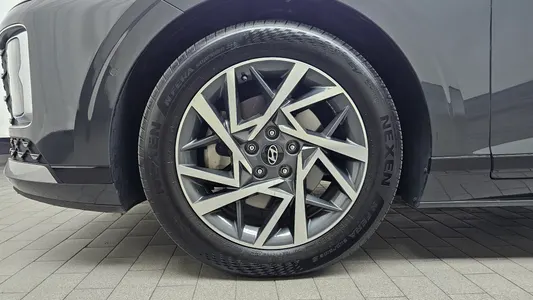 Hyundai (GN7) 2.5 2WD 2023 5