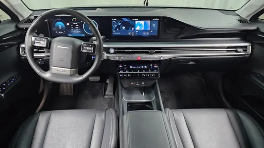 Hyundai (GN7) 2.5 2WD 2023 7