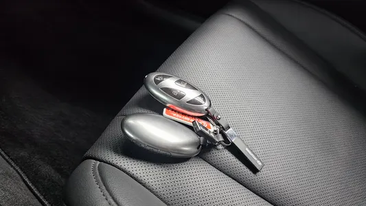 Hyundai (GN7) 2.5 2WD 2023 15