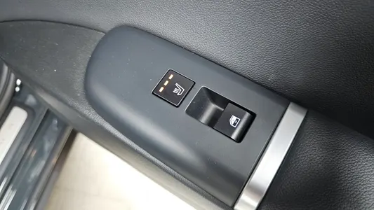 Hyundai (GN7) 2.5 2WD 2023 27