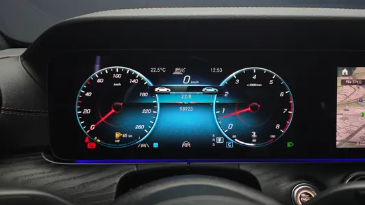 Mercedes-Benz E-Class W213 E250 AMG Line 2023 8