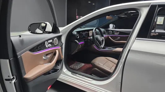 Mercedes-Benz E-Class W213 E250 AMG Line 2023 10