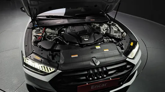 Audi A7 (4K) 55 TFSI 2022 5